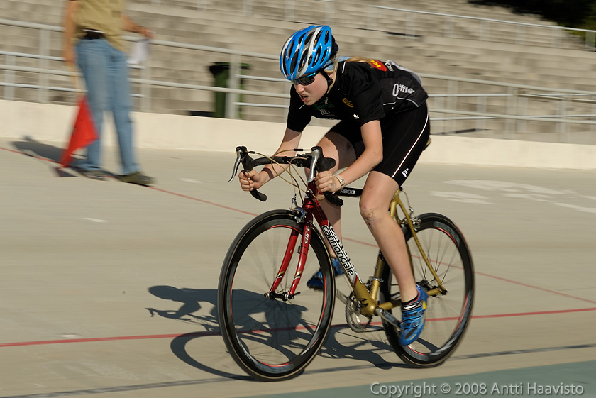 _DSC1131.jpg - N-16, 500 m: Rosa Törmänen, Cyclos Kuusamo