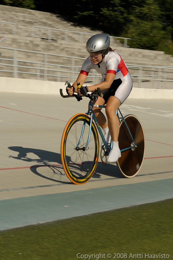 _DSC1133.jpg - N-18, 500 m: Eeva Teivaala, Tampereen Pyörä-Pojat