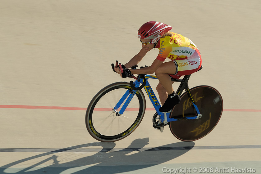 _DSC1150.jpg - Naiset, 500 m: Pia Lehikoinen, Team Velo Cycling