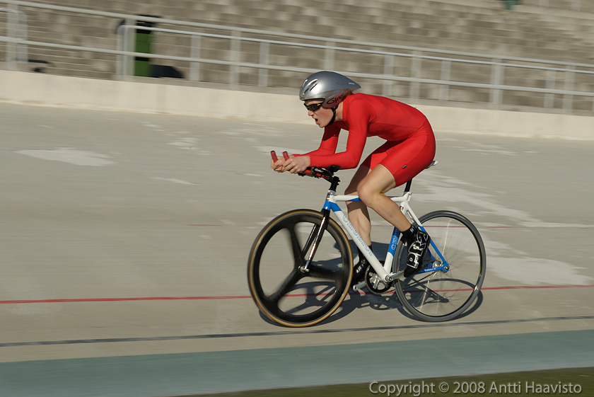 _DSC1310.jpg - Miehet, 1 km: Teemu Viholainen, Järvenpään Pyöräilijät