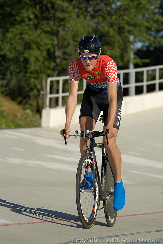 _DSC4800.jpg - M-18, 1 km: Joonas Henttala, Porvoon Akilles