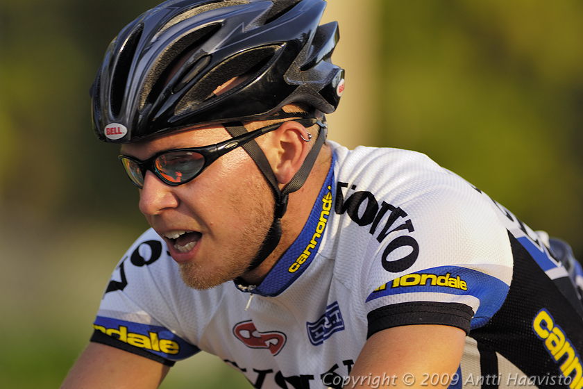 _DSC5771.jpg - KOH-I-NOOR -moottoriratakisat 2009, 5. osakilpailuTuomas Laine