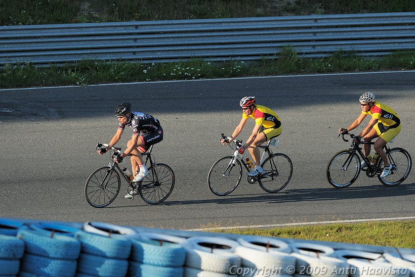 _DSC9813.jpg - KOH-I-NOOR -moottoriratakisat 2009, 5. osakilpailu