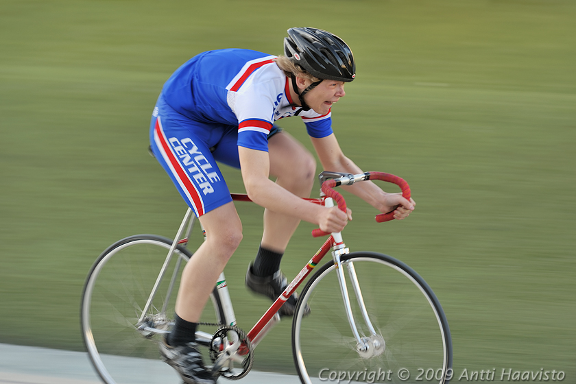 _DSC7323.jpg - Ratakilpailut Olympiavelodromilla 7.5.2009