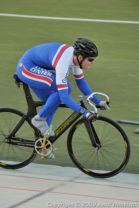 _DSC7385.jpg - Ratakilpailut Olympiavelodromilla 7.5.2009