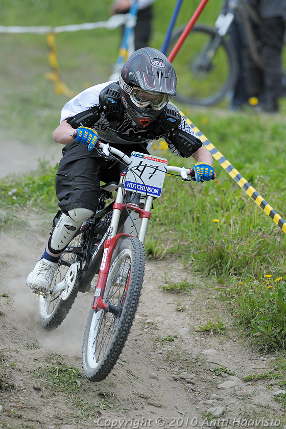 _DSC0550.jpg - M-16: Pyry Räty, dhT. Kalpalinna DH, Nappulakumi DH Cupin osakilpailu Janakkalassa 6.6.2010