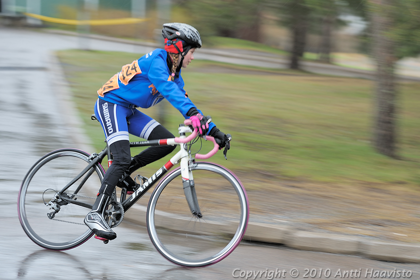 _DSC8249.jpg - Killin Kaivin -kortteliajo Tampereen Hervannassa