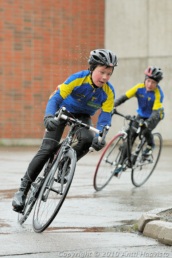 _DSC8268.jpg - Killin Kaivin -kortteliajo Tampereen Hervannassa