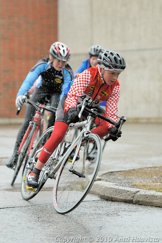 _DSC8271.jpg - Killin Kaivin -kortteliajo Tampereen Hervannassa