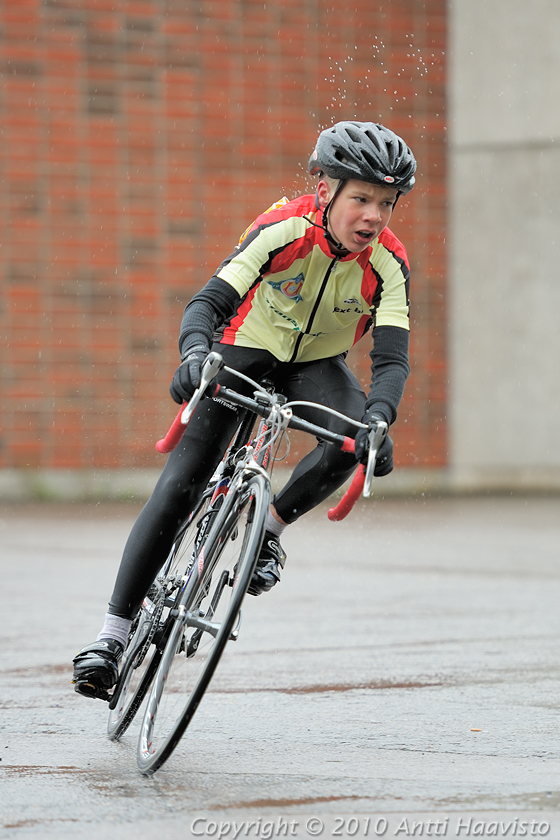 _DSC8352.jpg - Killin Kaivin -kortteliajo Tampereen Hervannassa