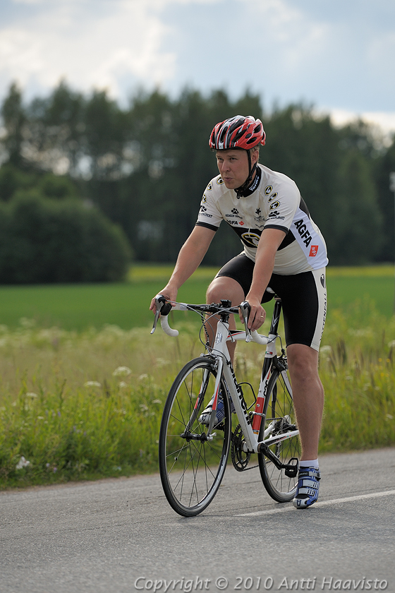 _DSC1459.jpg - Esa-Pekka Viinikka, Rastilan piirikunnallinen aika-ajo 30.6.2010