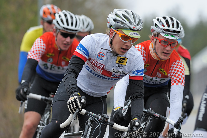 _DSC8700.jpg - SM-kortteliajo Tampereen Hervannassa 8.5.2010