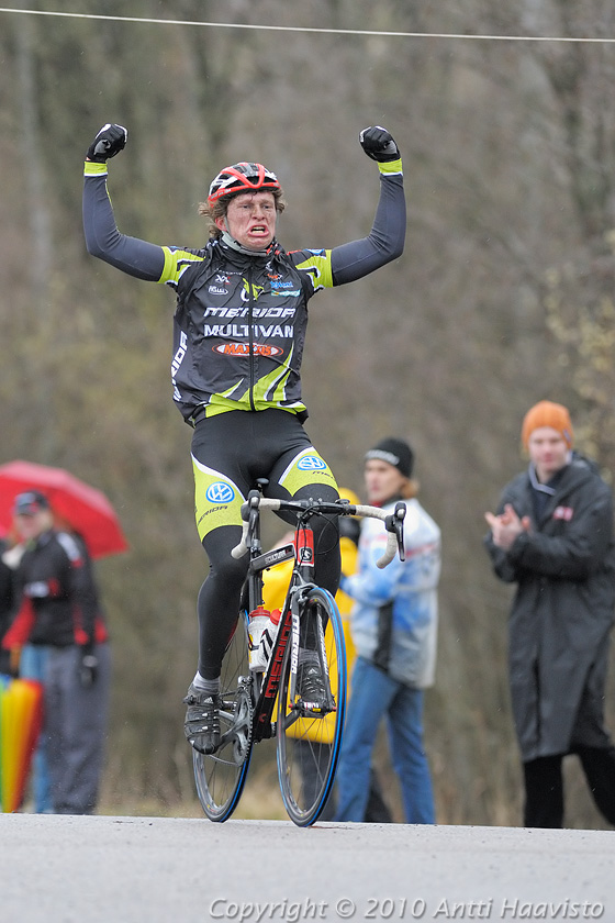 _DSC9120.jpg - SM-kortteliajo Tampereen Hervannassa 8.5.2010