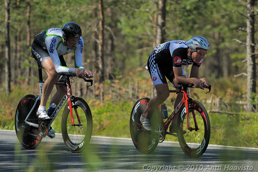 _DSC1628.jpg - Miehet, CC Picaro 1, Jarmo Rissanen ja Mikko Kejo