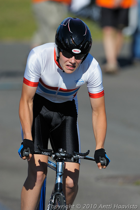 _DSC3197.jpg - M-16, 1 km aika-ajo: Artturi Pensasmaa, P-P