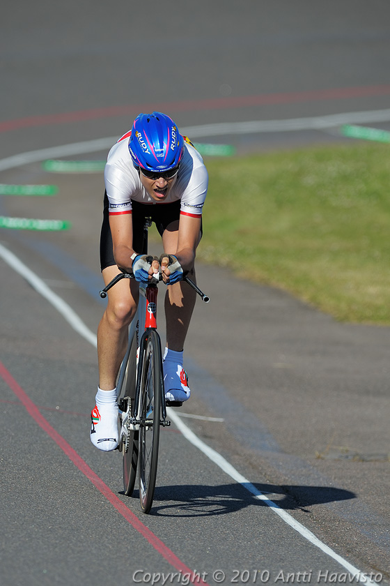 _DSC3332.jpg - M-16, 1 km aika-ajo: Christian Holmen, P-P