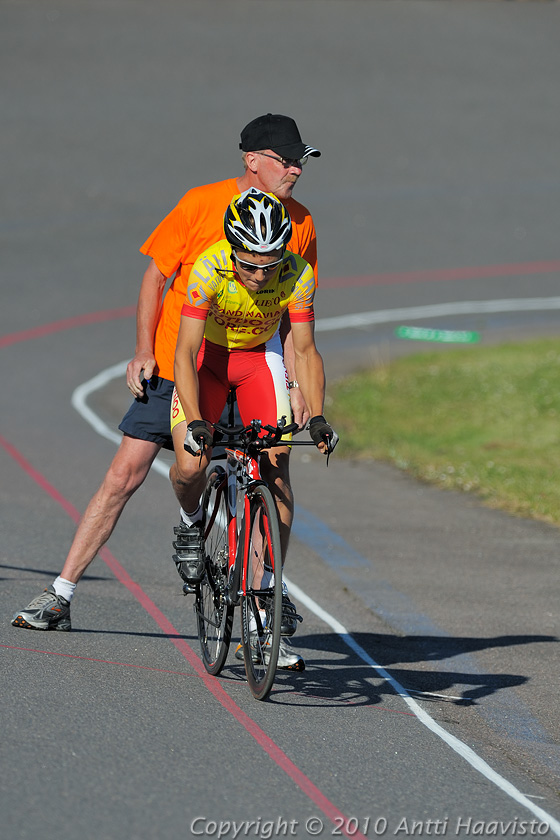 _DSC3365.jpg - M-16, 1 km aika-ajo: Juho Heikonen, TVC