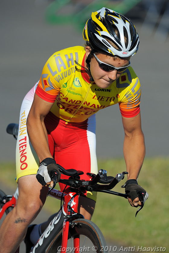 _DSC3370.jpg - M-16, 1 km aika-ajo: Juho Heikonen, TVC