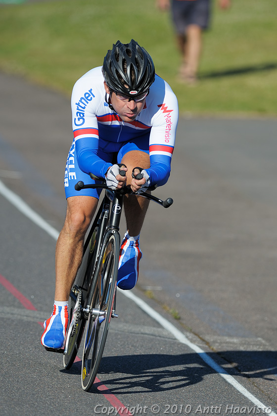 _DSC3421.jpg - M-40, 1 km aika-ajo: Jarkko Mélart, CCH