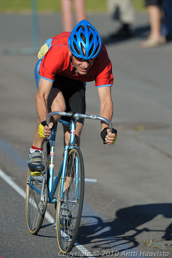 _DSC3481.jpg - M-40, 1 km aika-ajo: Kimmo Laine, MynTo