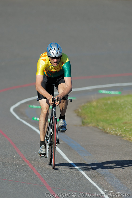 _DSC3515.jpg - M-40, 1 km aika-ajo: Pekka Välimaa, OP-P