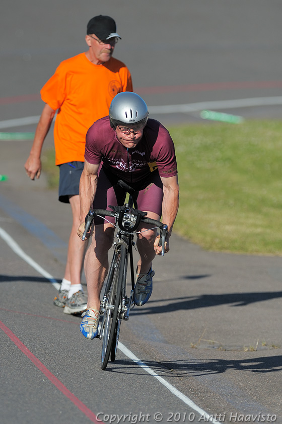 _DSC3556.jpg - M-40, 1 km aika-ajo: Markku Henriksson, OuTa