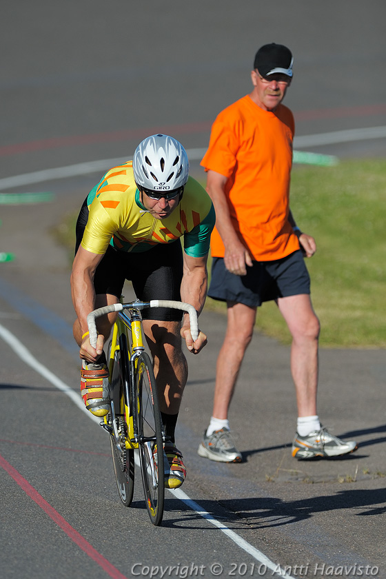 _DSC3615.jpg - M-40, 1 km aika-ajo: Markku Väyrynen, OP-P