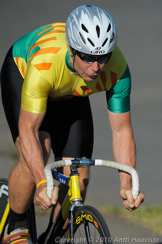 _DSC3619.jpg - M-40, 1 km aika-ajo: Markku Väyrynen, OP-P