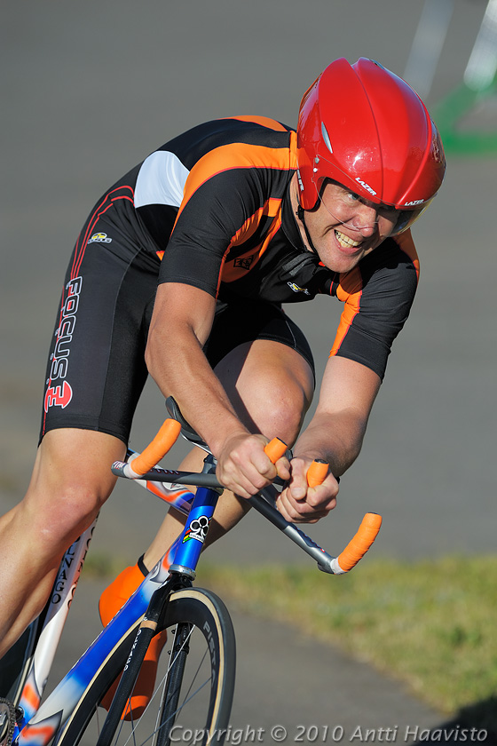 _DSC3742.jpg - M-40, 1 km aika-ajo: Juha Aintila, IK-32