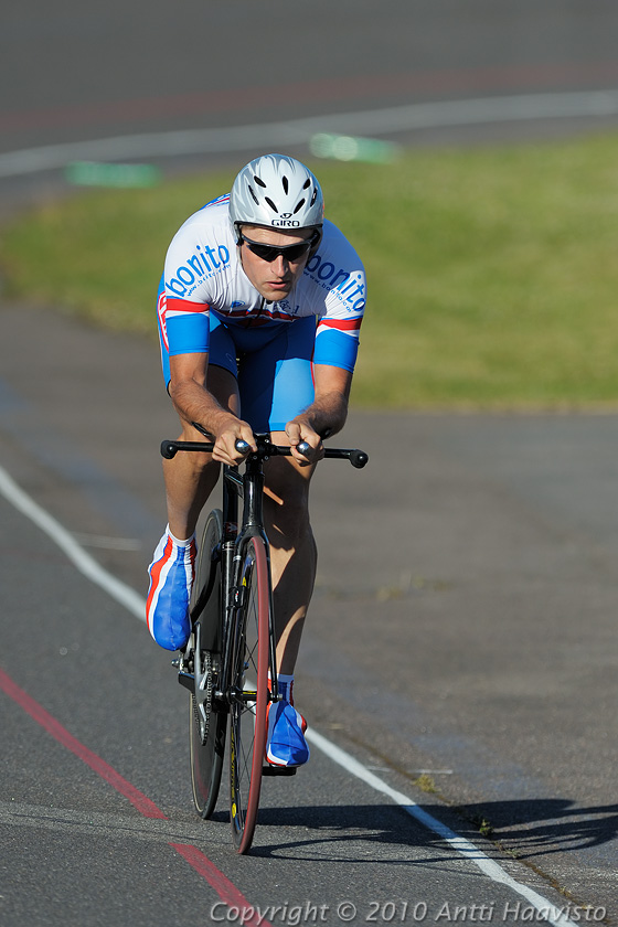 _DSC3761.jpg - M-40, 1 km aika-ajo: Johan Gustavson, CCH