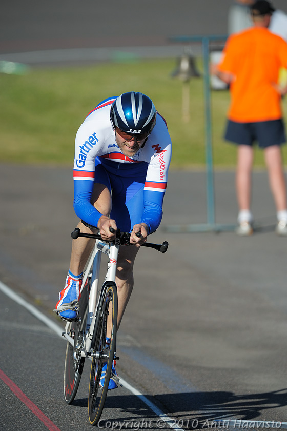 _DSC3795.jpg - M-30, 1 km aika-ajo: Timo Riihelä, CCH