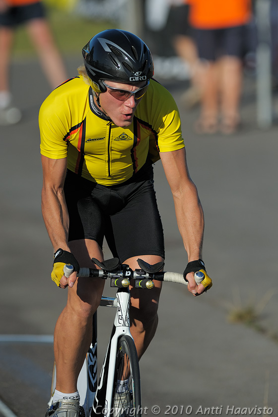 _DSC4010.jpg - Miehet, 1 km aika-ajo: Mika Simola, TuUL