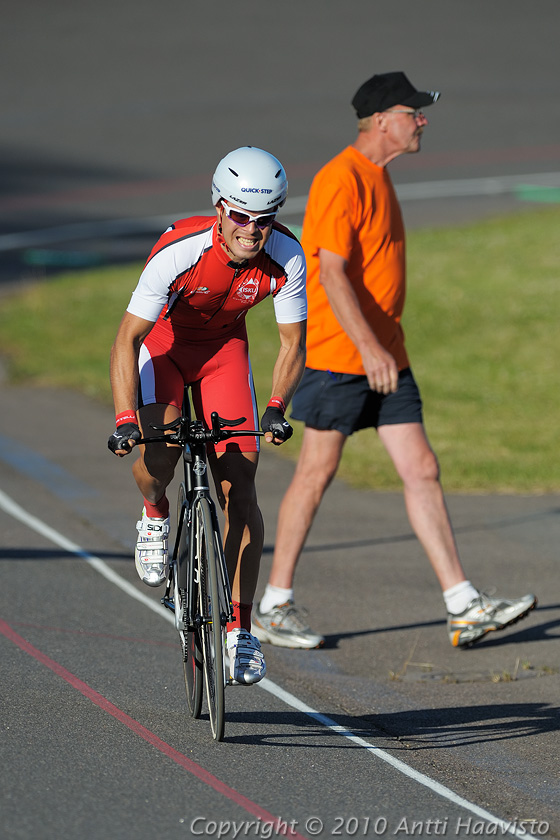 _DSC4045.jpg - Miehet, 1 km aika-ajo: Juhani Timmerbacka, KoiI