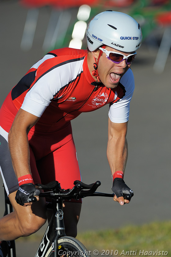 _DSC4049.jpg - Miehet, 1 km aika-ajo: Juhani Timmerbacka, KoiI