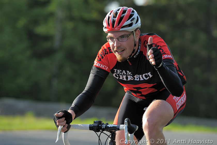 _DSC9090.jpg - Voittaja Jarkko Niemi, Koiviston Isku