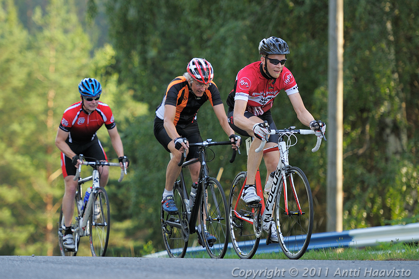 _DSC5973.jpg - Lauri Siukola, HyPy, Jari Kulmala, IK-32 ja Kalle Malin, TaSi