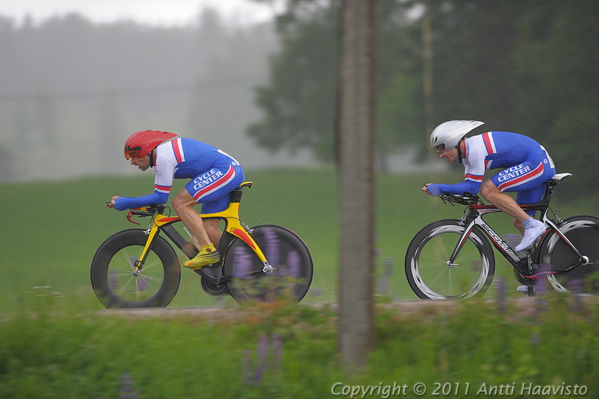 _DSC0940.jpg - Miehet 54 km: Cycle Club Helsinki, Jan Elmgren ja Kreu Maisniemi (2./1.11.29,13)