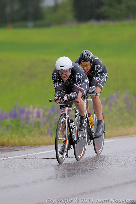 _DSC1266.jpg - Miehet 54 km: Rauman Seudun Pyöräilijät, Mika Pihkoluoma ja Aki Sund (7./1.16.13,48)