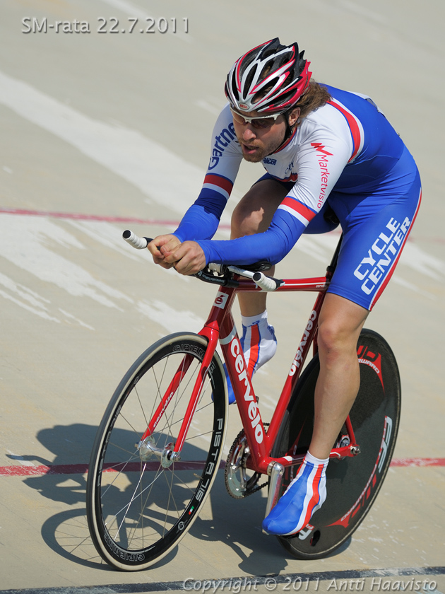 _DSC3273.jpg - Miehet 1 km aika-ajo: Sampo Koistinen, CCH