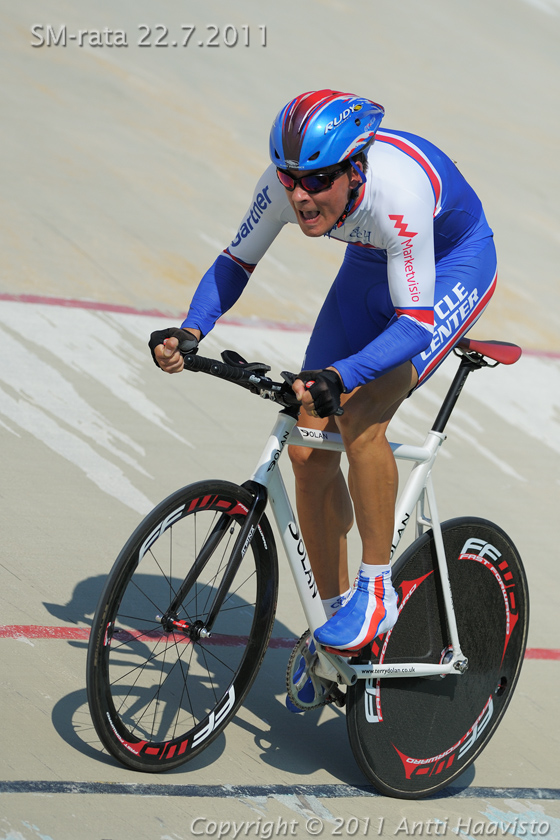 _DSC3607.jpg - M-30 1 km aika-ajo: Juhana Hietala, CCH