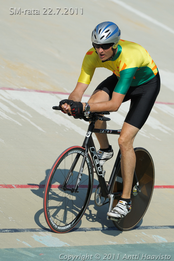 _DSC3932.jpg - M-40 1 km aika-ajo: Pekka Välimaa, OP-P