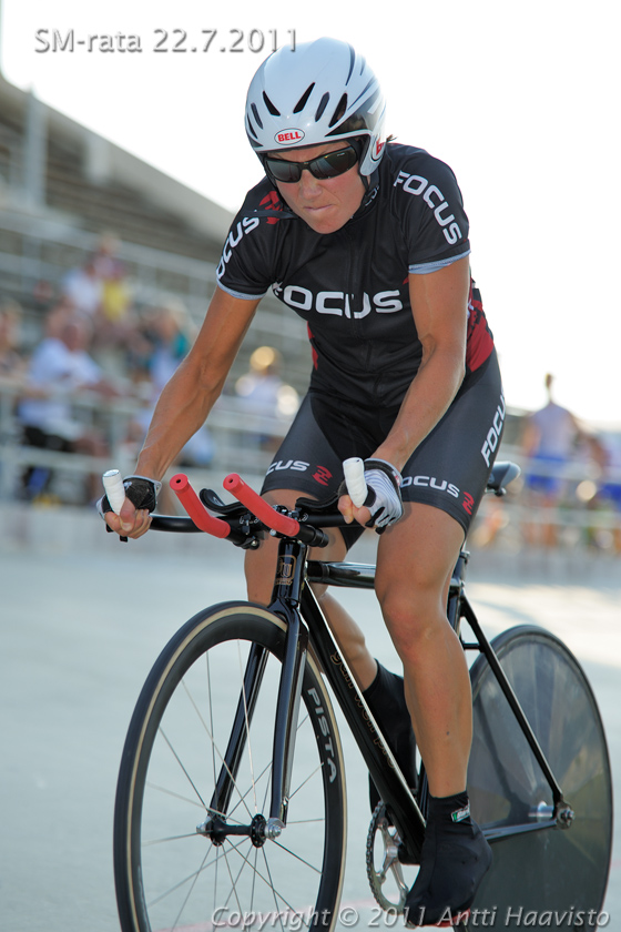 _DSC4861.jpg - Naiset 500 m aika-ajo: Riikka Pynnönen, IK-32