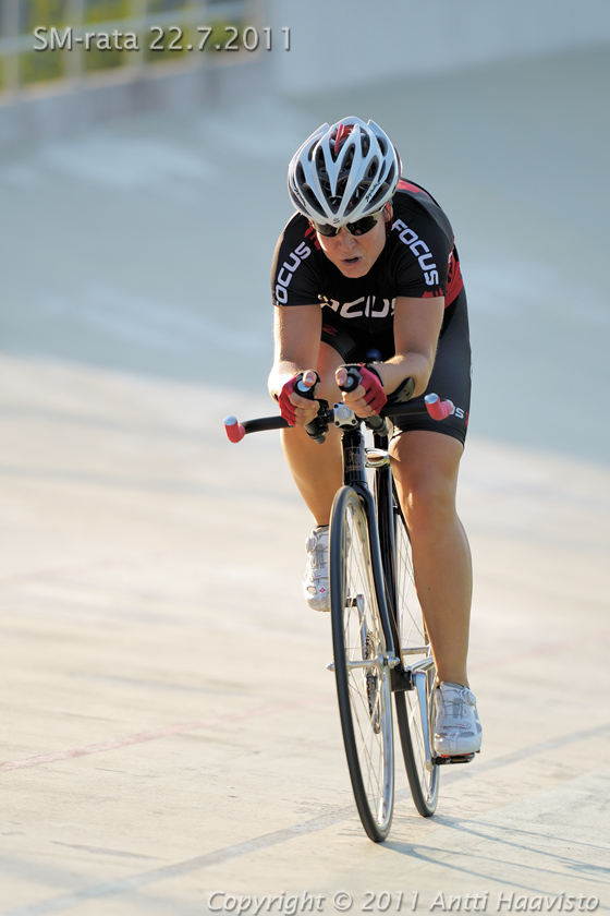 _DSC4949.jpg - Naiset 500 m aika-ajo: Anna Nokso-Koivisto, IK-32