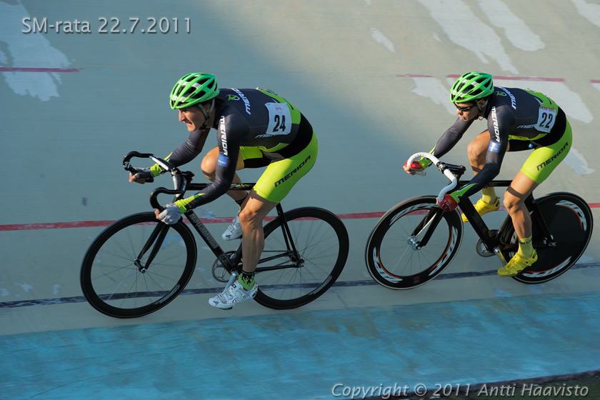 _DSC5116.jpg - Miehet 15 km linja-ajo: Jukka Heinikainen ja Risto Aaltio, TWL