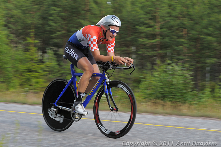 _DSC6097.jpg - M-18: Roope Nurmi, Porvoon Akilles (9.)