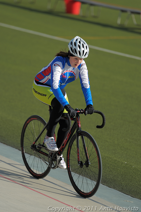 _DSC7980.jpg - Ratapyöräilykilpailut Helsingin Velodromilla