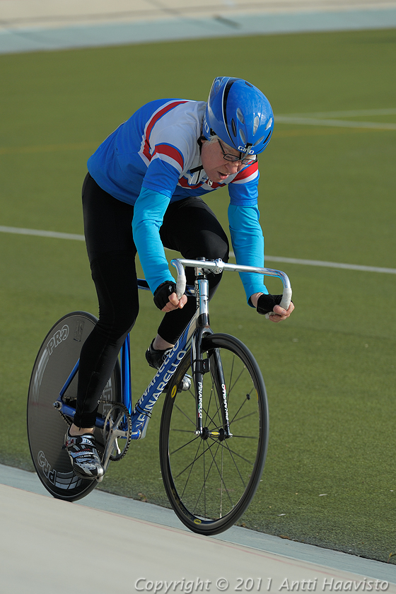 _DSC8093.jpg - Ratapyöräilykilpailut Helsingin Velodromilla