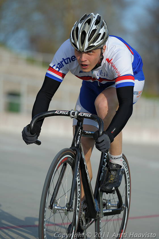 _DSC8296.jpg - Ratapyöräilykilpailut Helsingin Velodromilla