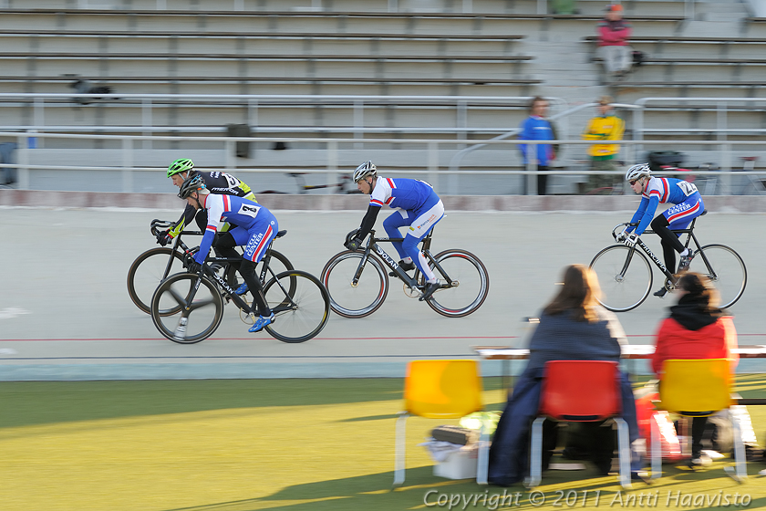 _DSC8715.jpg - Ratapyöräilykilpailut Helsingin Velodromilla