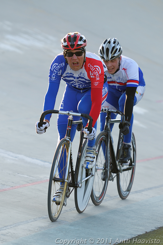 _DSC8855.jpg - Ratapyöräilykilpailut Helsingin Velodromilla
